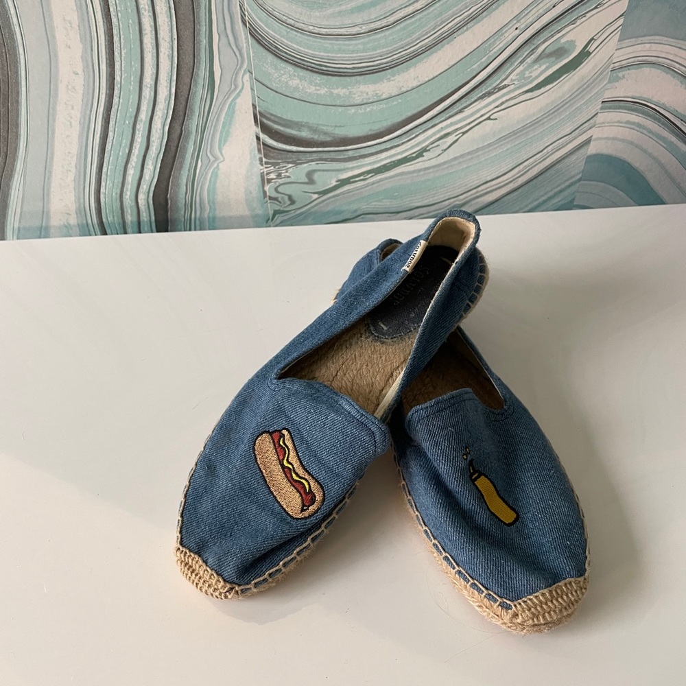 Hot dog denim espadrilles